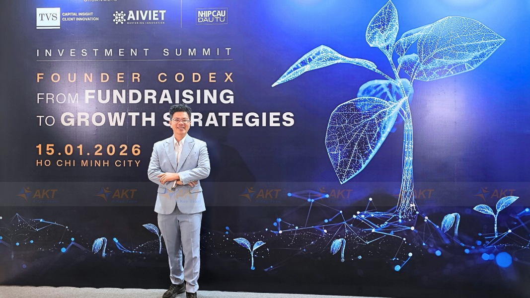 Cabin interpreter at the Compass 2026 conference