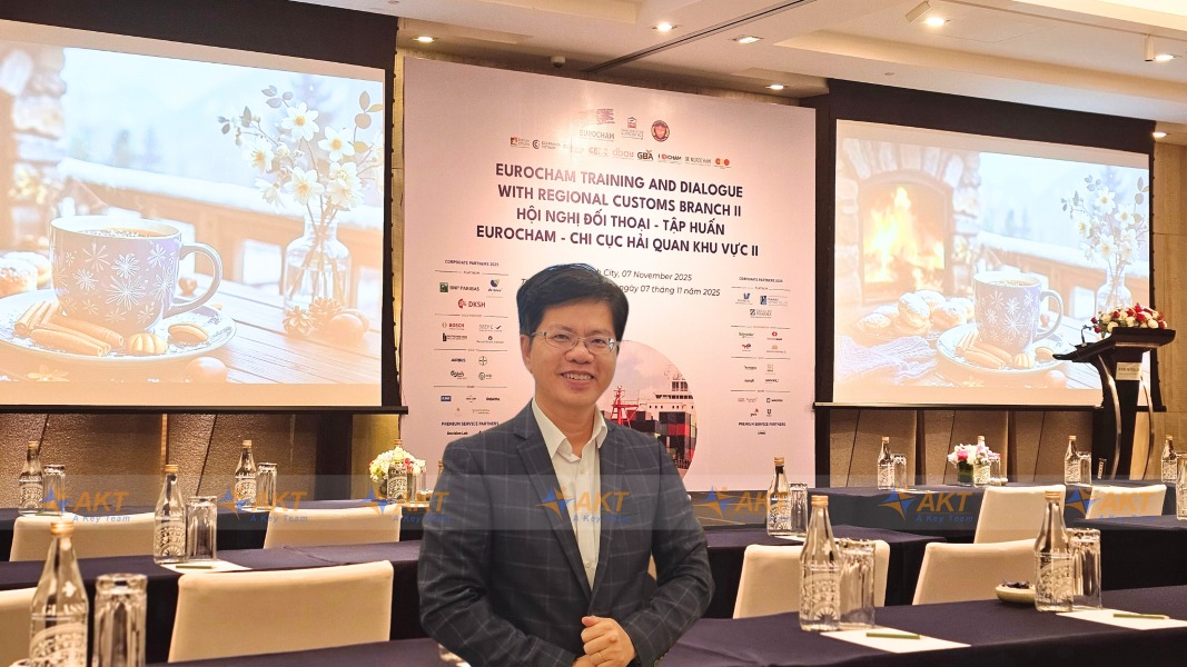 AKT International Conference Interpreter specializing in Customs and Import-Export Trade AKT International Conference Interpreter specializing in Customs and Import-Export Trade