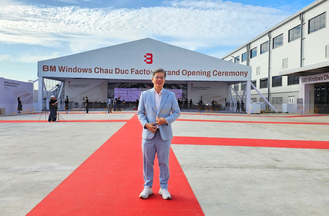 AKT provides interpretation services for the BM Windows factory inauguration ceremony. AKT provides interpretation services for the BM Windows factory inauguration ceremony.
