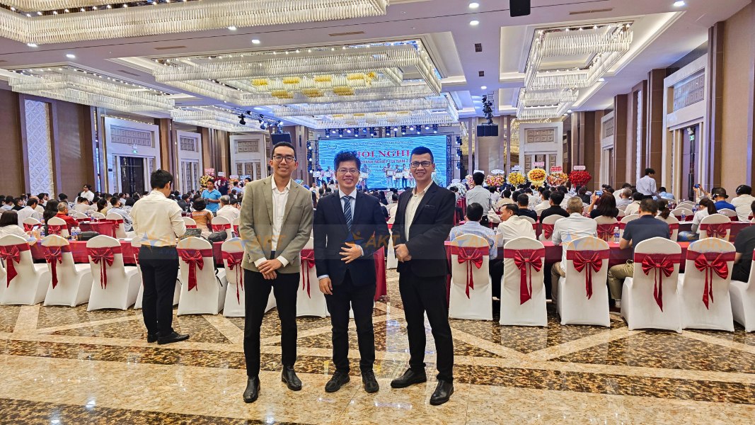 Đội ngũ phiên dịch AKT tại hội nghi fdi Đồng Nai