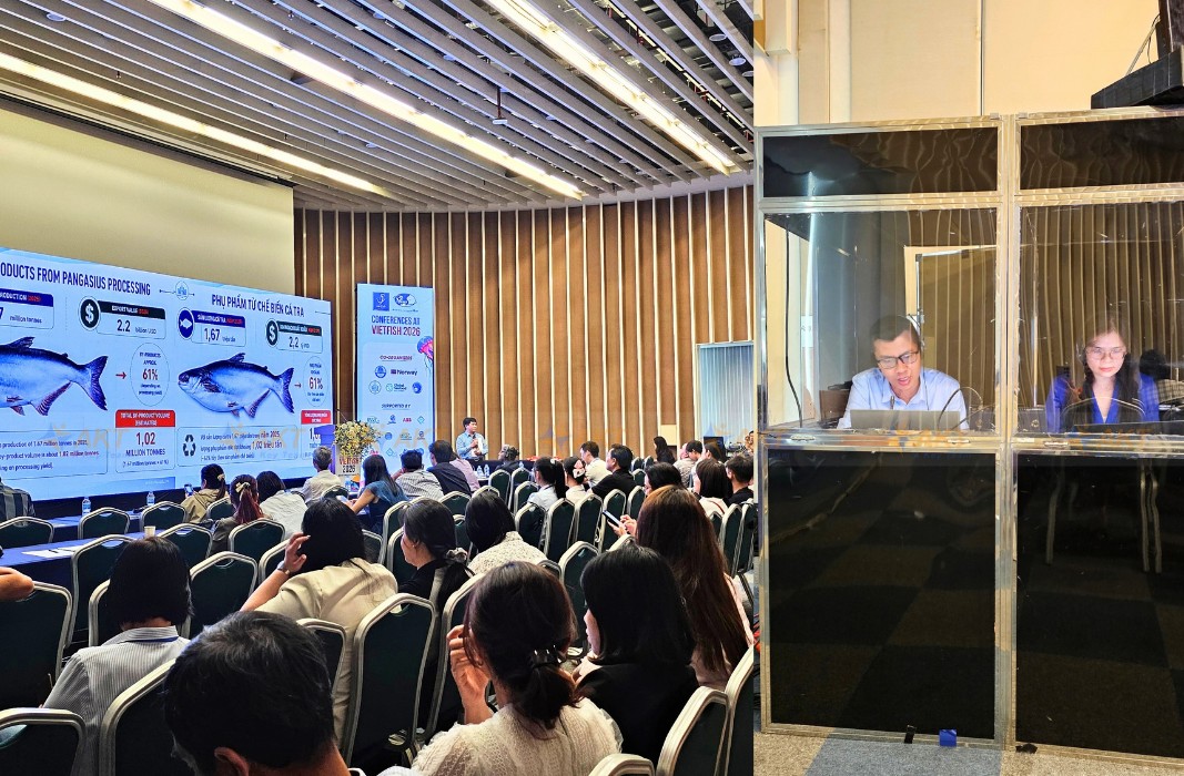 Doi ngu AKT Translation tai hoi thao VIETFISH – phien dich tai SECC