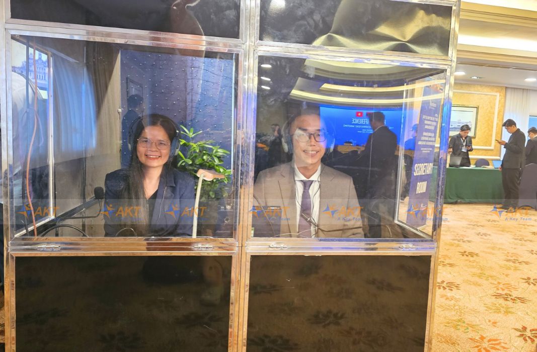 Investment promotion interpreting in Ho Chi Minh City by the AKT Translation team Investment promotion interpreting in Ho Chi Minh City by the AKT Translation team