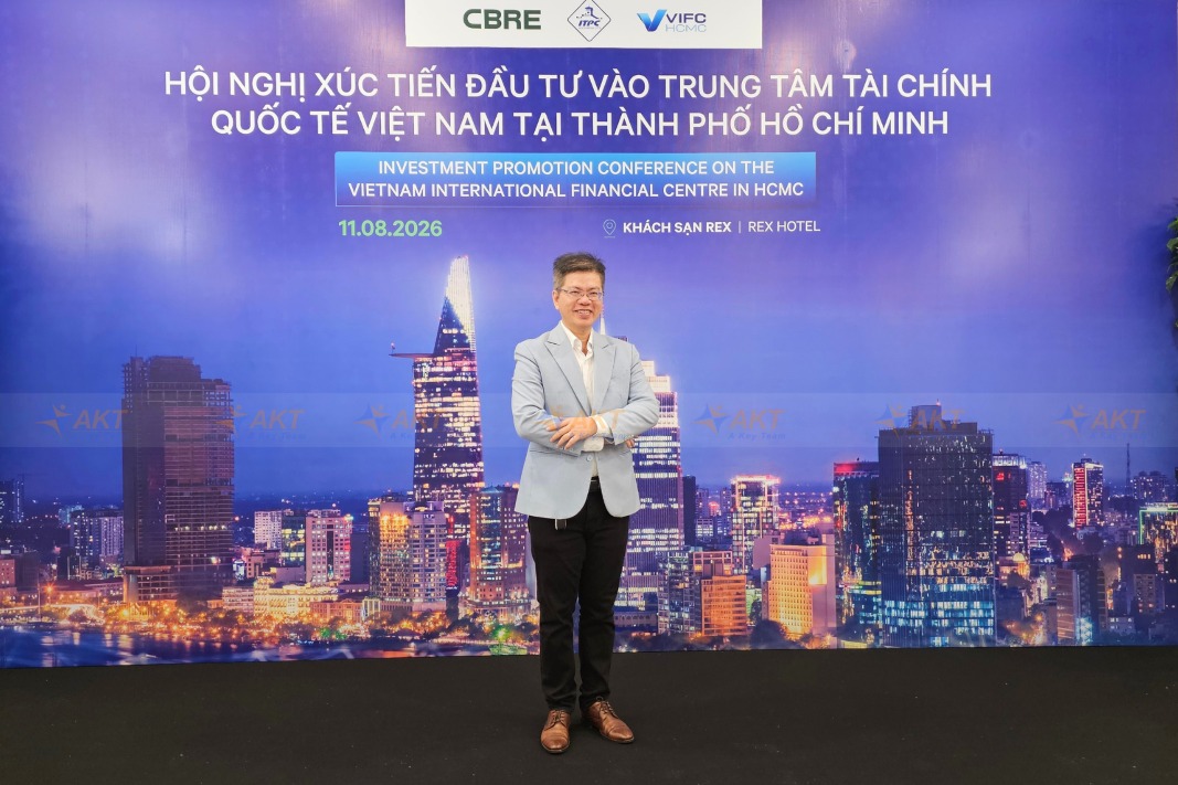 Phiên dịch AKT tại sự kiện tài chính vi mô